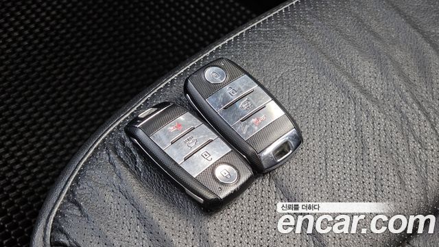 Kia Sportage R Diesel 2WD Prestige 2015 — фото 34