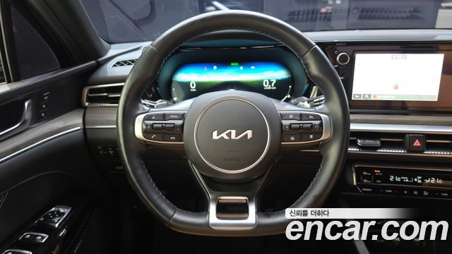 Kia K5 (III) 1.6 Turbo Signature 2022 — фото 13