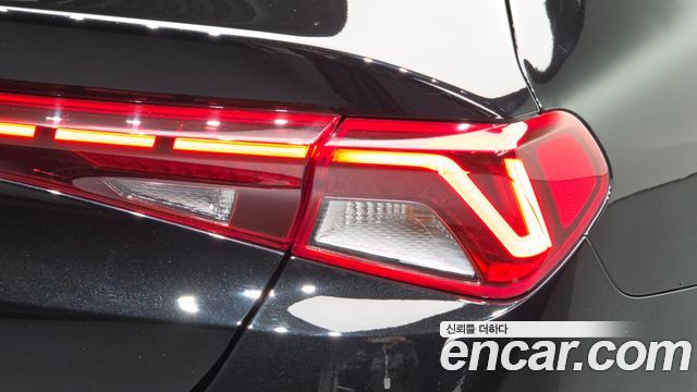 Kia K5 (III) 1.6 Turbo Signature 2022 — фото 23