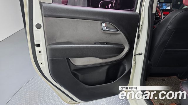 Kia Ray Turbo Prestige 2014 — фото 25