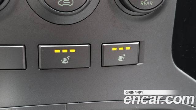 Hyundai Grand Starex 3-Seater VAN CVX Luxury 2014 — фото 22