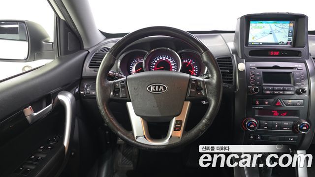 Kia Sorento R Diesel 2.0 2WD TLX Premium 2012 — фото 13