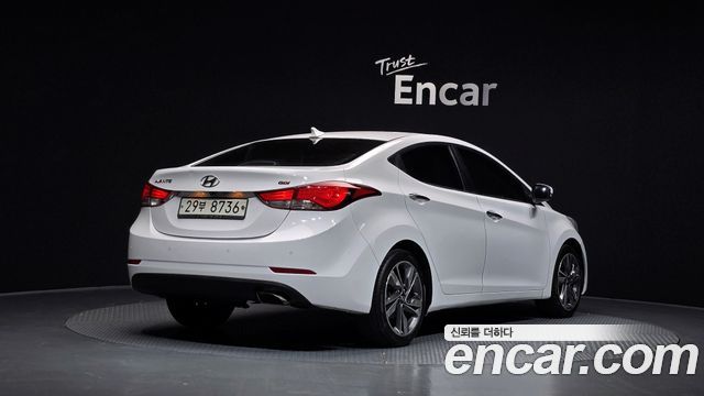 Hyundai Avante 1.6 GDi Modern Standard 2015 — фото 2