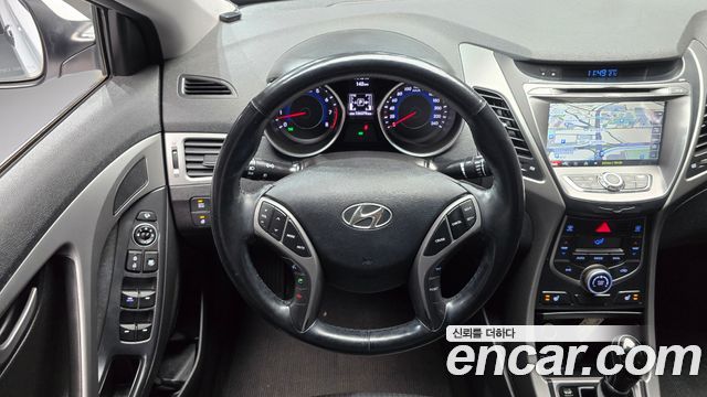 Hyundai Avante 1.6 GDi Modern Standard 2015 — фото 13