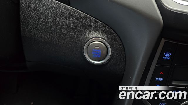Hyundai Avante 1.6 GDi Modern Standard 2015 — фото 18