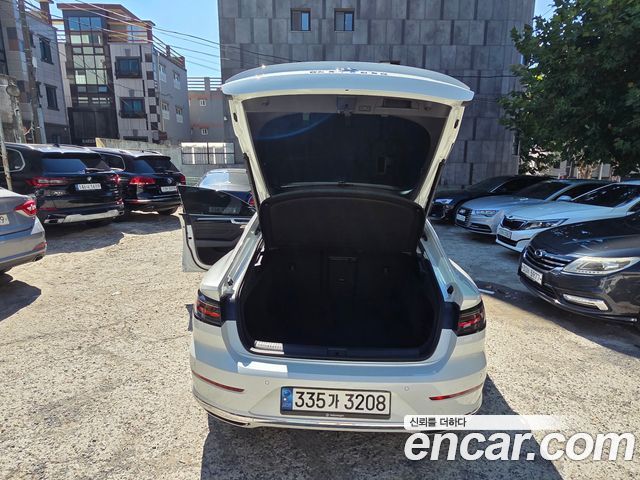 Volkswagen Arteon 2.0 TDI Prestige 2023 — фото 19
