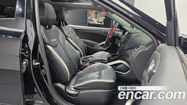 Hyundai Veloster Turbo D Spec 2015 — фото 11