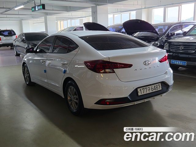 Hyundai Avante (AD) 1.6 Style 2020 — фото 4