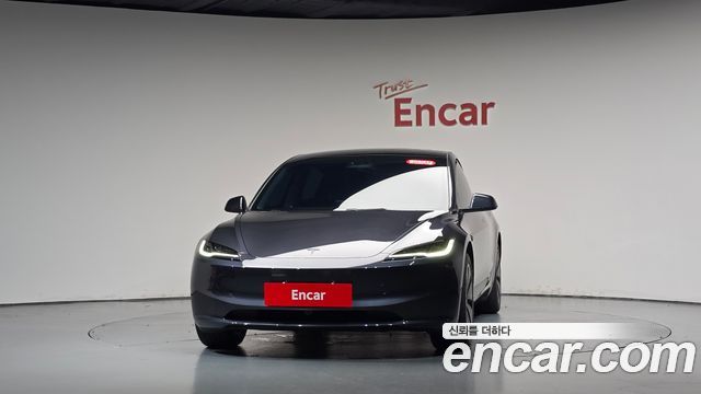 Tesla Model 3 RWD 2025 — фото 3