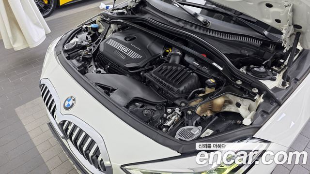 BMW 1 Series (F40) 120i M Sports 2021 — фото 6