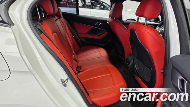 BMW 1 Series (F40) 120i M Sports 2021 — фото 12