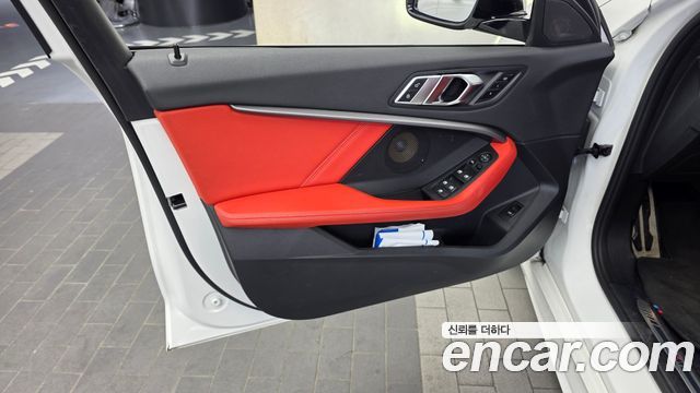 BMW 1 Series (F40) 120i M Sports 2021 — фото 24