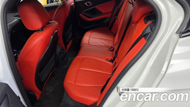 BMW 1 Series (F40) 120i M Sports 2021 — фото 26