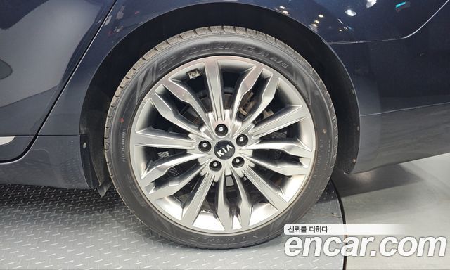 Kia K7 Premier 2.5 GDI Noblesse 2020 — фото 21