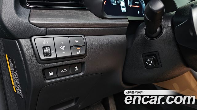 Kia K7 Premier 2.5 GDI Noblesse 2020 — фото 29