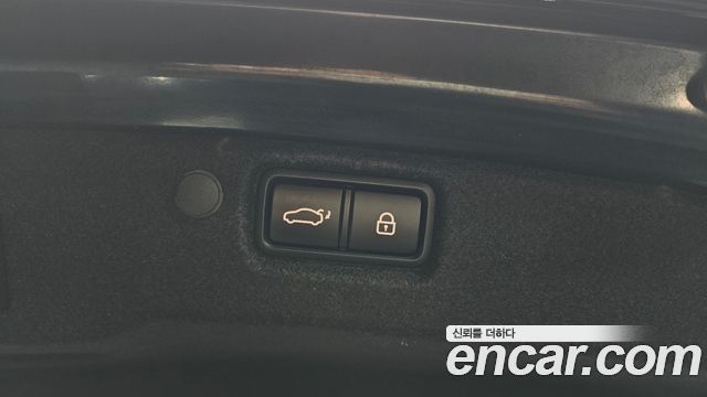 Kia K7 Premier 2.5 GDI Noblesse 2020 — фото 39