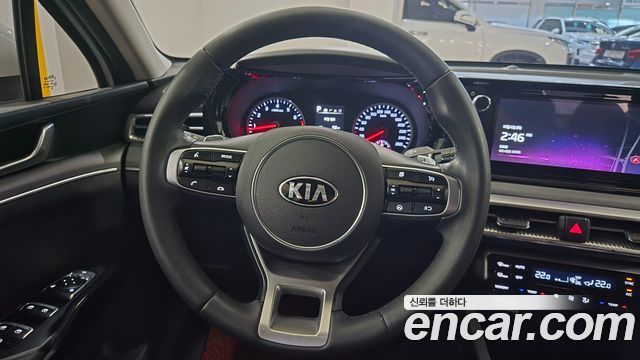 Kia K5 (III) 2.0 LPI Prestige 2020 — фото 15