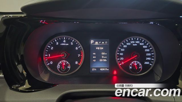 Kia K5 (III) 2.0 LPI Prestige 2020 — фото 18