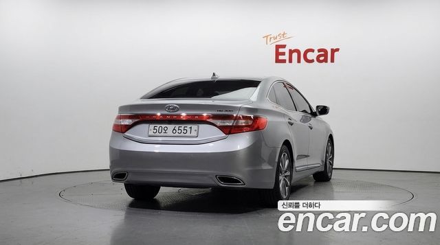 Hyundai Grandeur (HG) LPG HG300 Premium 2014 — фото 4