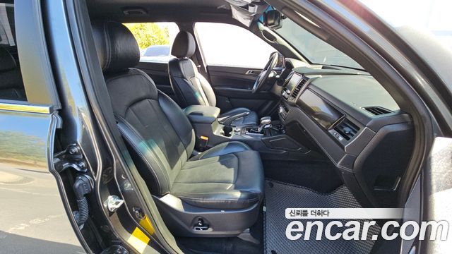 KG Mobility (SsangYong) Rexton Sports Khan Diesel 2.2 4WD Noblesse 2022 — фото 11