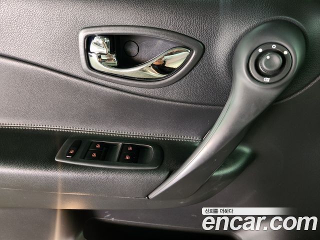Renault Korea QM5 Neo Diesel 2WD LE 2015 — фото 17