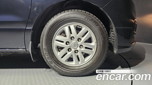 Hyundai Grand Starex Van 3-Seater Smart 2019 — фото 21