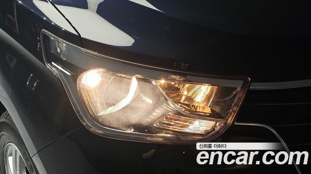 Hyundai Grand Starex Van 3-Seater Smart 2019 — фото 22