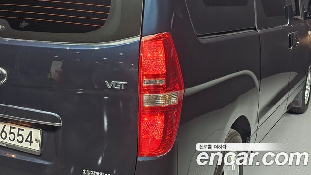 Hyundai Grand Starex Van 3-Seater Smart 2019 — фото 23