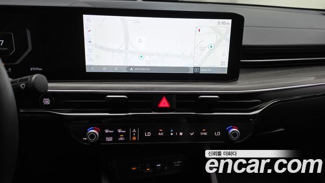 Kia K5 (III) 1.6 Turbo Noblesse 2024 — фото 13