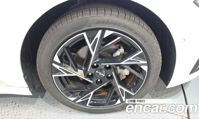 Kia K5 (III) 1.6 Turbo Noblesse 2024 — фото 21