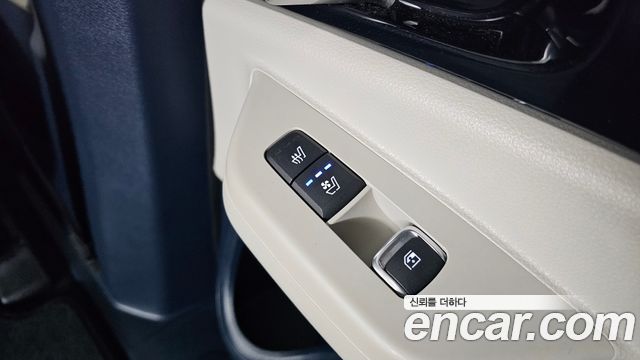 Kia Carnival (IV) HEV 7seater Gravity 2025 — фото 30
