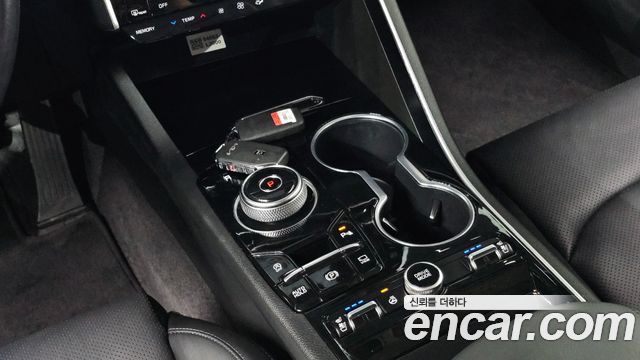 Kia K5 (III) 2.0 Prestige 2023 — фото 9