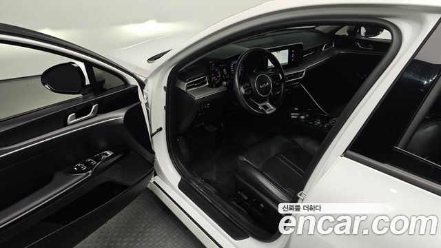 Kia K5 (III) 2.0 Prestige 2023 — фото 11