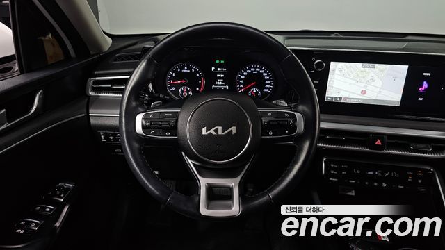 Kia K5 (III) 2.0 Prestige 2023 — фото 13
