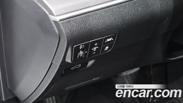 Kia K5 (III) 2.0 Prestige 2023 — фото 14