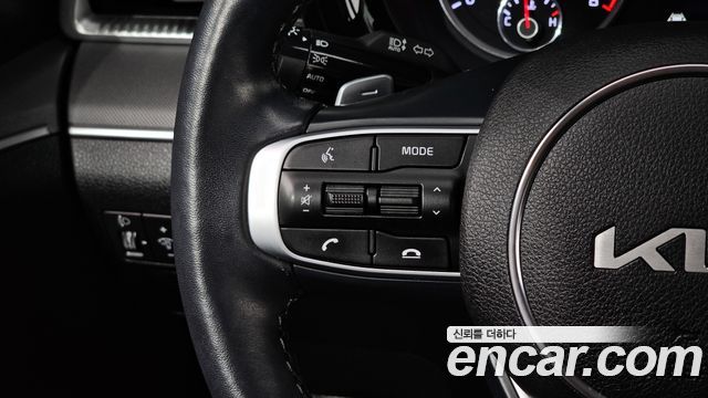 Kia K5 (III) 2.0 Prestige 2023 — фото 15