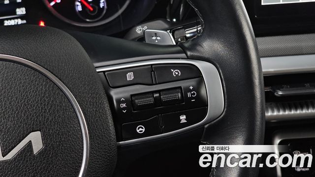 Kia K5 (III) 2.0 Prestige 2023 — фото 16
