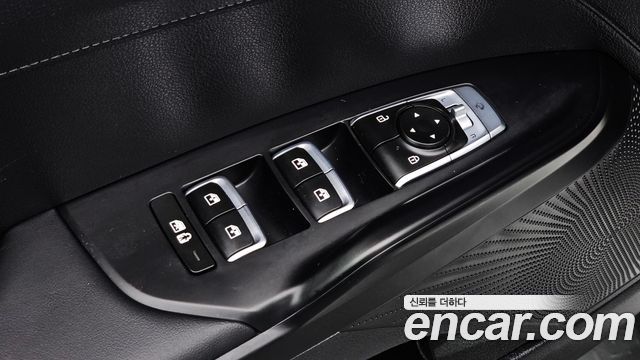 Kia K5 (III) 2.0 Prestige 2023 — фото 20