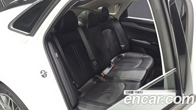 Kia K5 (III) 2.0 Prestige 2023 — фото 26