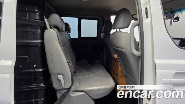 Hyundai Grand Starex 5-Seater VAN Smart 2017 — фото 12