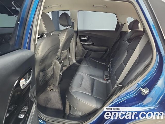 Kia Niro 1.6 Plug-in HEV Noblesse 2019 — фото 16