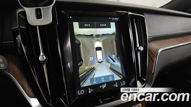 Volvo V60 Cross Country (II) B5 Pro AWD 2021 — фото 15