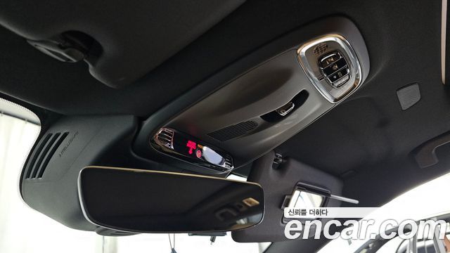Volvo V60 Cross Country (II) B5 Pro AWD 2021 — фото 31