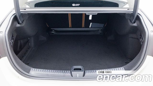 Mercedes-Benz E-Class (W214) E200 Avantgarde 2024 — фото 15