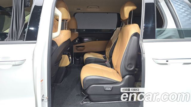 Kia Carnival (IV) Diesel 9-Seater Signature 2021 — фото 12