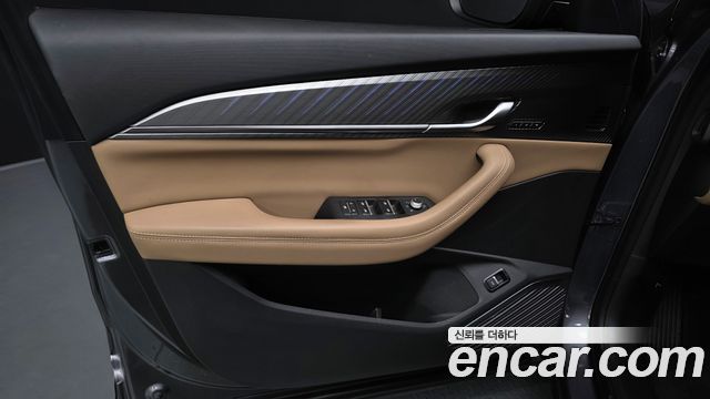 Renault Korea Grand Koleos 2.0 Iconic 2WD 2025 — фото 24
