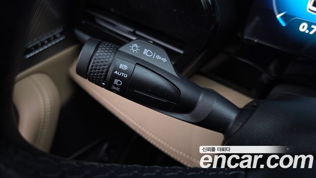 Renault Korea Grand Koleos 2.0 Iconic 2WD 2025 — фото 32