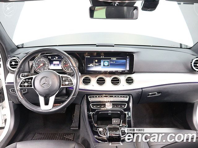Mercedes-Benz E-Class (W213) E300 Avantgarde 2019 — фото 18