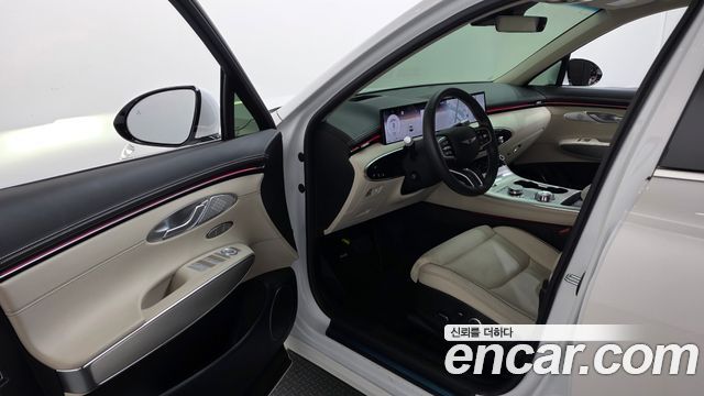 Genesis GV70 2.5T Gasoline AWD 2025 — фото 10
