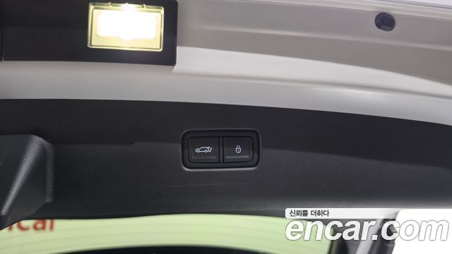 Genesis GV70 2.5T Gasoline AWD 2025 — фото 16